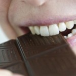 Dunkle Schokolade verringert Herzinfarkt-Risiko