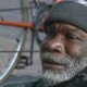 Obdachloser gibt Diamantring zurück und wird belohnt