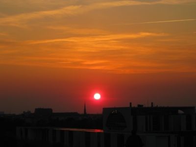 Abendsonne über Berlin, Sonnenenergie, positive nachrichten